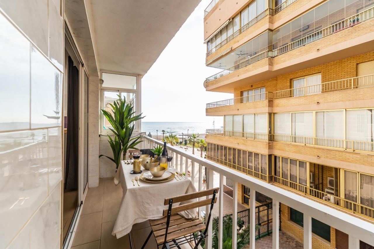 Fuengirola Paseo Maritimo Deluxe Apartment By The Beach מראה חיצוני תמונה